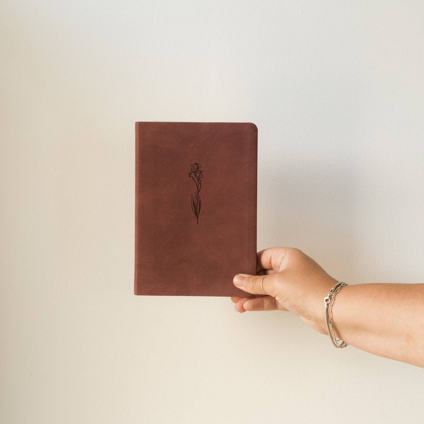 Notebook: Helena Theme
