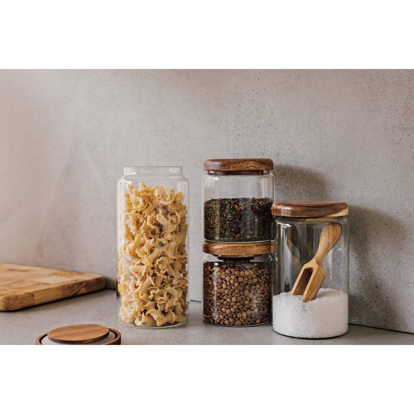 Glass Jar with Acacia wood lid - 32 oz