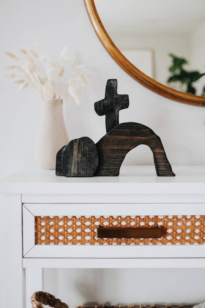 He Lives Wood Decor - Made by Survivors : Light Black