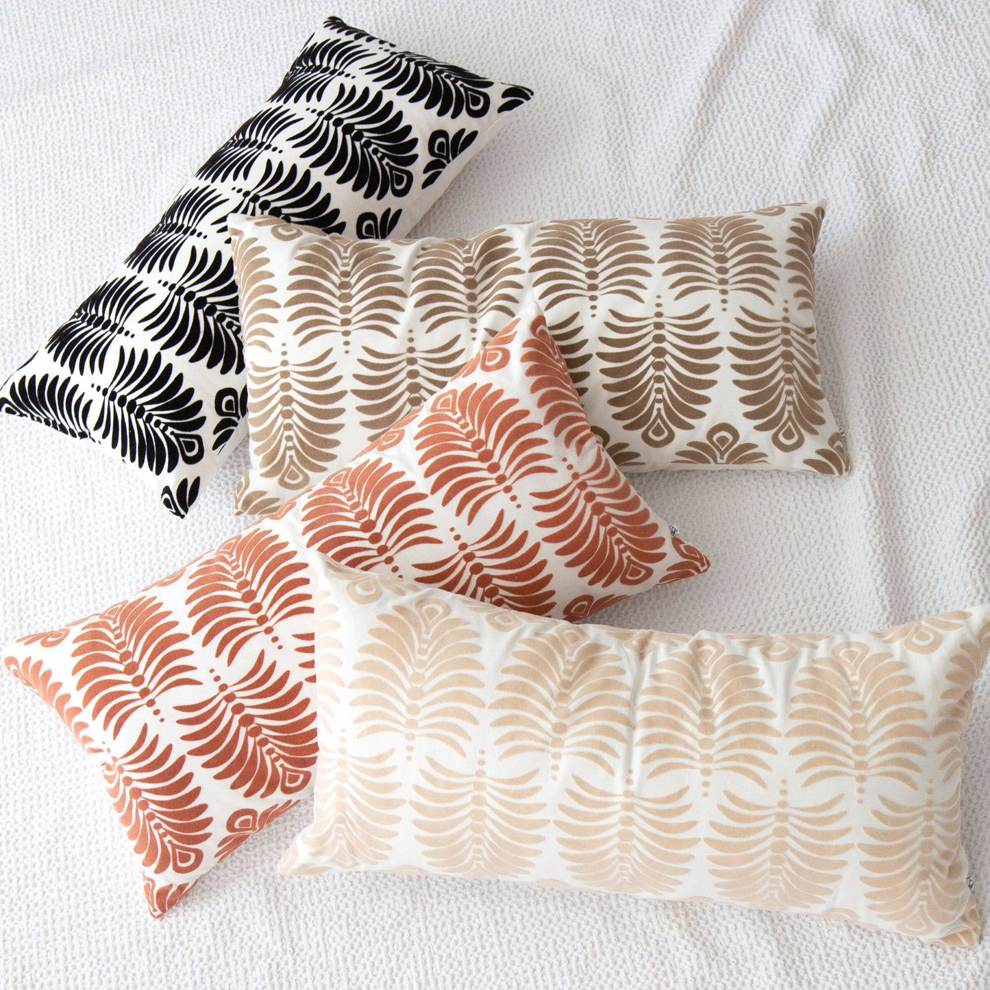 Serena Damask Pillow Cover – Elegant,  Decorative Cushion: Espresso / 14" X 28"