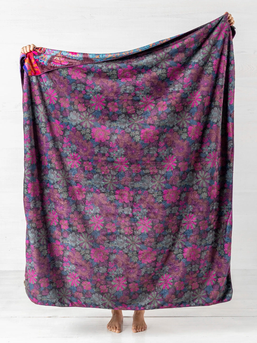 Magenta Birds Reversible Throw Blanket