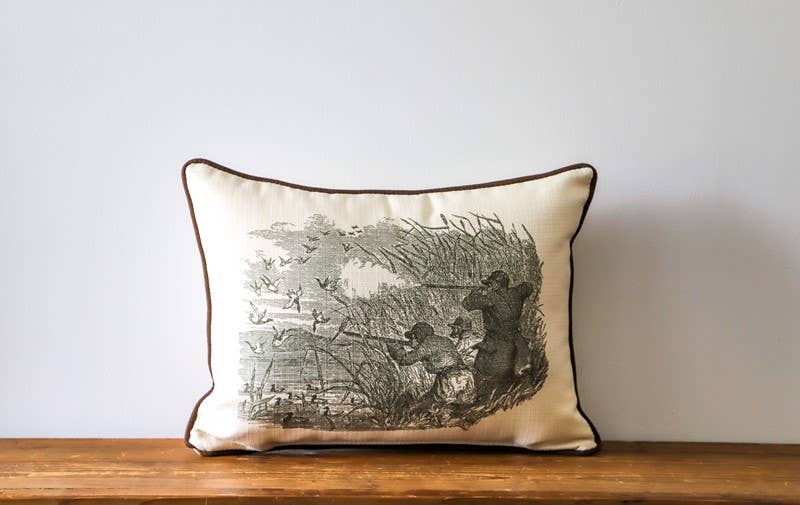 Duck Hunting Scene Piped Pillow