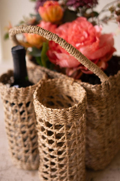 SEAGRASS WINE AND STORAGE BASKET: Brown / Seagrass / 9" x 10.5" x 14.5"t
