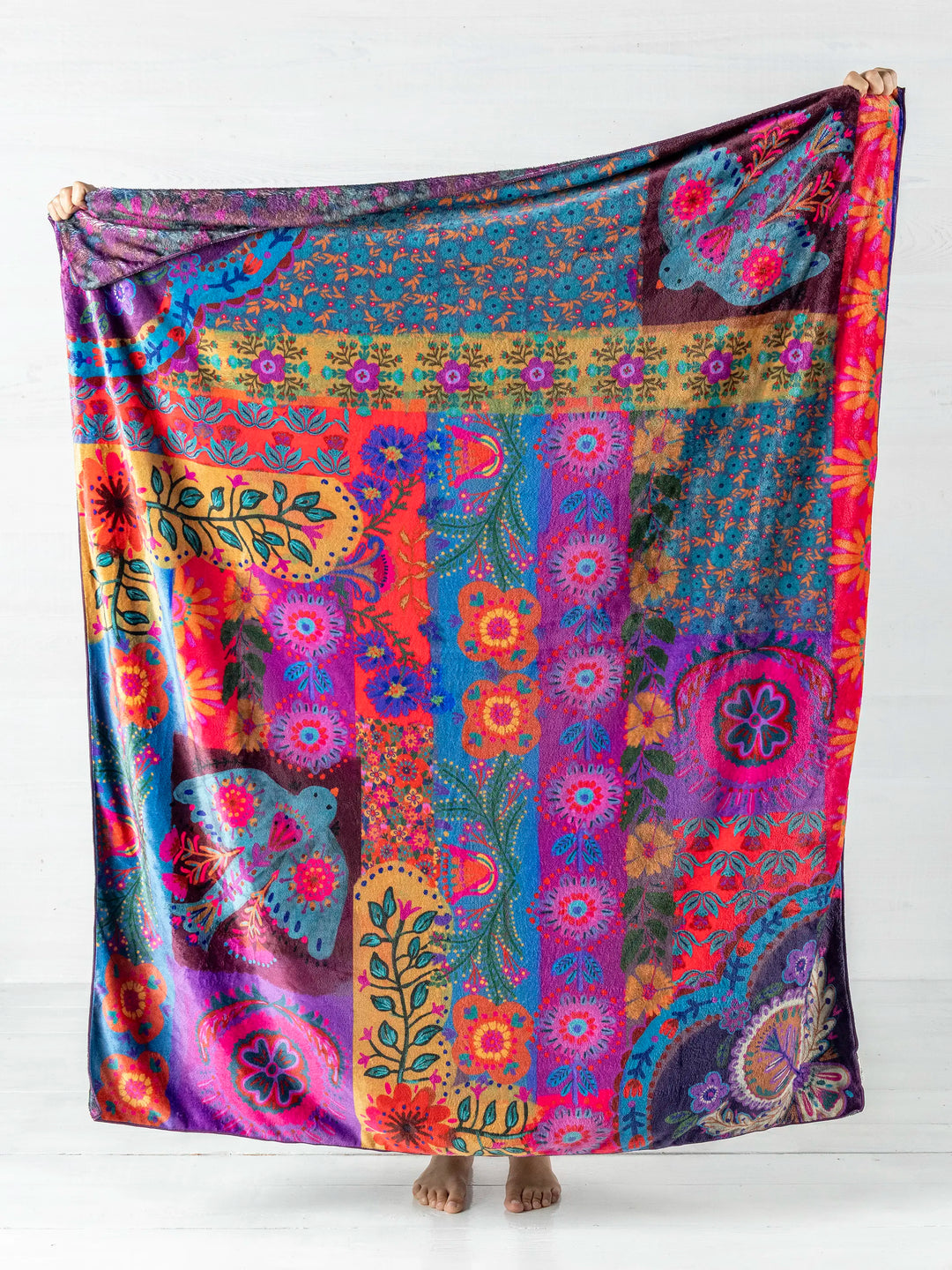 Magenta Birds Reversible Throw Blanket