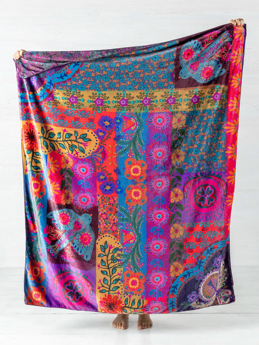 Magenta Birds Reversible Throw Blanket