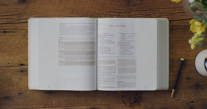ESV Journaling Study Bible, Artist Series (Lulie Wallace)
