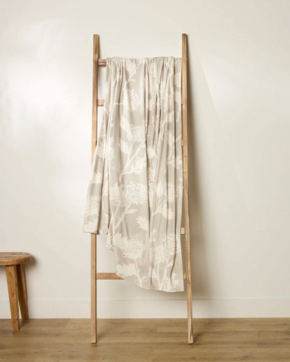 Soft Blooming Thistle Butter Blanket: Large - 60" x 80"