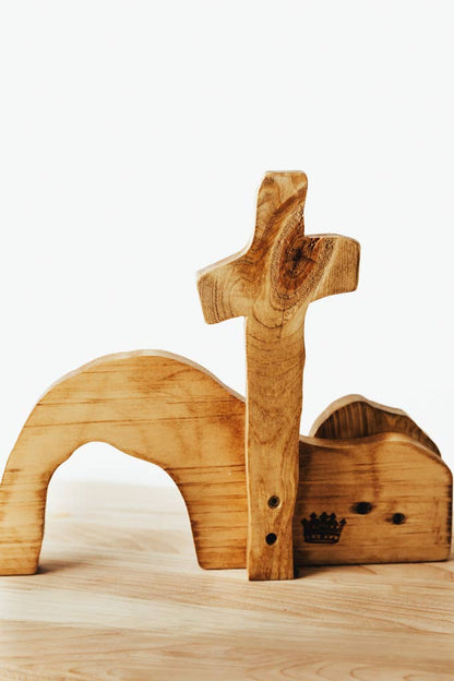 He Lives Wood Decor - Made by Survivors : Light Black