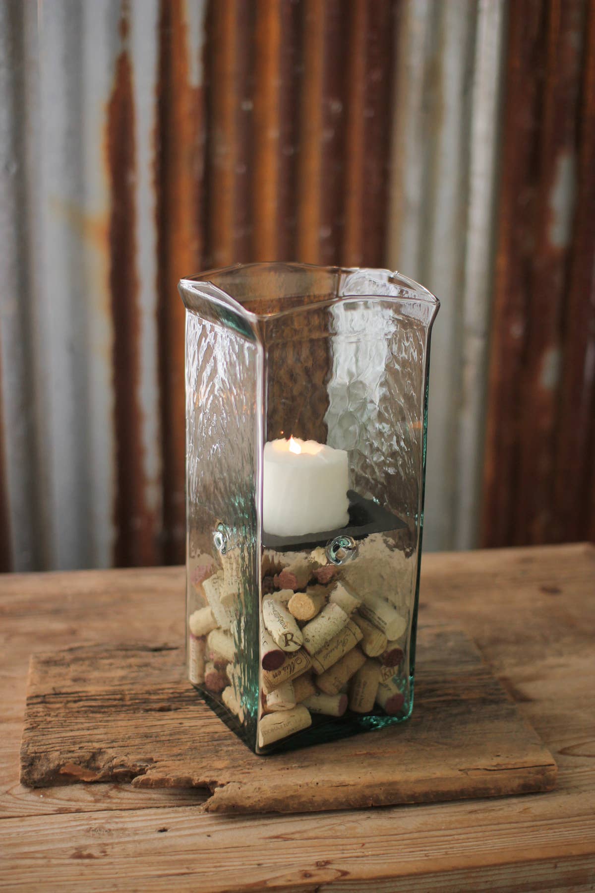 SQUARE CANDLE HURRICANE - MEDIUM: Clear / Glass/Metal / 6.5" x 6.5" x 15"t