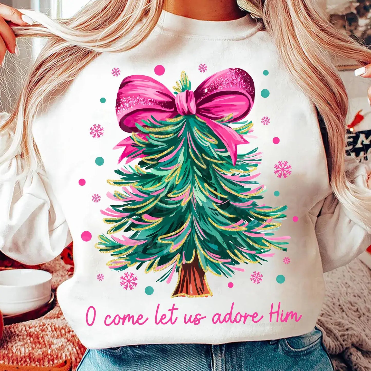 O COME LET US ADORE HIM CHRISTMAS TREE: Off-White / SWEATSHIRT / L