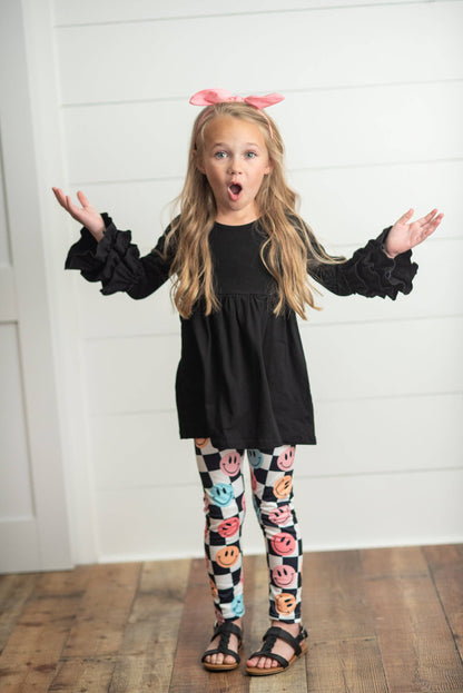 Kids Black & White Check Smiley Face Ruffle Top Leggings Set: 5/6