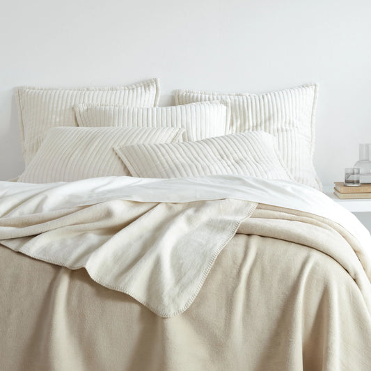 Faro Fleece Blanket- Natural